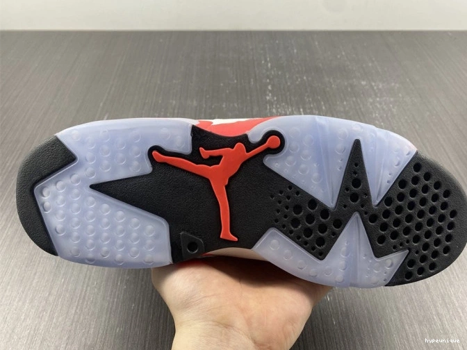 HYPE Retro (2014) 6 Jordan 384664-123 White Infrared 0821